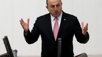 Le ministre turc des Affaires étrangères&nbsp;Mevlut Cavusoglu, le 16 octobre 2019, à Ankara.&nbsp; (ADEM ALTAN / AFP)