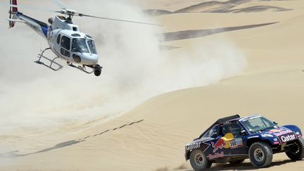 Le buggy de Nasser al-Attiyah (FRANCK FIFE / AFP)