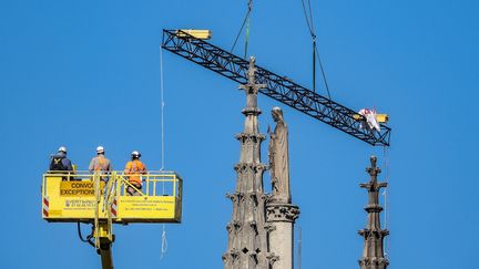 Travaux de sécurisation à Notre-Dame, 26 avril 2019 (HOUPLINE-RENARD/SIPA)