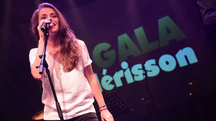  (Emma Daumas lors d'un concert pour une association en faveur des enfants handicapés, mars 2015 © ANTHONY GHNASSIA/SIPA)