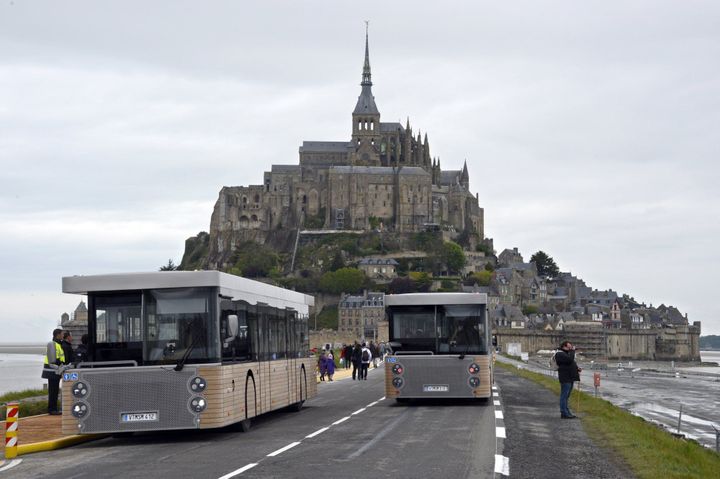 Les navettes du Mont Saint-Michel
 (CHARLY TRIBALLEAU/AFP)