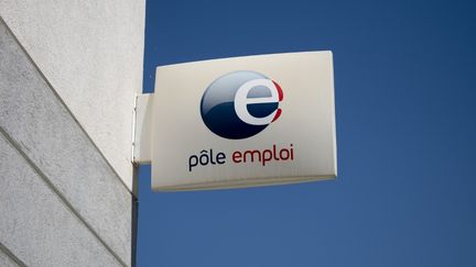 Une agence Pôle emploi à Hyères (Var), le 9 juillet 2022. (MAGALI COHEN / HANS LUCAS / AFP)