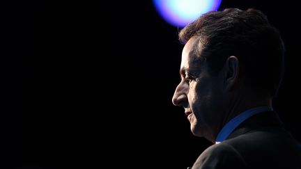 Nicolas Sarkozy, le 3 mai 2012 dans les studios de Canal+, &agrave; Paris. (KENZO TRIBOUILLARD / AFP)