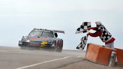 Romain Dumas a frôlé l'exploit à Pikes Peak avec sa Porsche 911 GT3 R