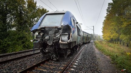 Le TER accident le 16 octobre 2019 à Boulzicourt (Ardennes) lors d'une collision avec le véhicule d'un convoi exceptionnel. (MAXPPP)