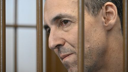 Frenchman Laurent Vinatier on the first day of his trial in Moscow, the capital of Russia, on September 3, 2024. (ALEXANDER NEMENOV / AFP)