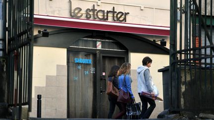 Un quinquag&eacute;naire est mort apr&egrave;s avoir consomm&eacute; 56 shooters dans cet &eacute;tablissement de Clermont-Ferrand (Puy-de-D&ocirc;me), en octobre 2014. (  MAXPPP)