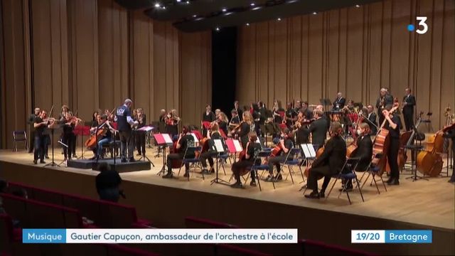 Gautier Capuçon joue avec les collégiens de Rennes