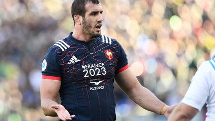 Yoann Maestri porte un maillot du XV de France sponsorisé par Altrad, le 11 mars 2017, lors du match France-Italie du Tournoi des six nations, à Rome (Italie). (MIGUEL MEDINA / AFP)