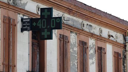 A Toulouse, quand le thermomètre a dépassé les 40 degrés Celsius, le 22 juin 2017. (MAXPPP)