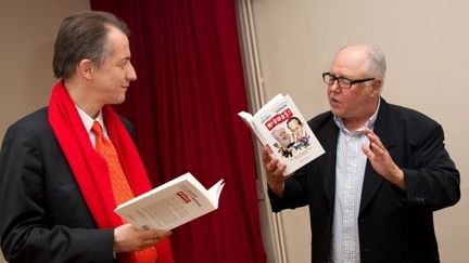 Christophe Barbier et Marc Jolivet et leur livre duquel est adaptée la pièce.
 (LIONEL URMAN/SIPA)