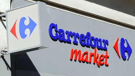 Un magasin Carrefour Market &agrave; Paris, le 29 ao&ucirc;t 2012. (THOMAS SAMSON / AFP)