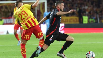 Jordan Veretout während seines ersten Spiels mit OL, gegen Lens, am 15. September 2024 im Bollaert-Stadion. (FRANCOIS LO PRESTI / AFP)