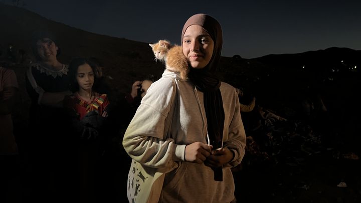 Bouchra, 19 ans, à Tahannaout, au Maroc, le 9 septembre 2023. (ROBIN PRUDENT / FRANCEINFO)