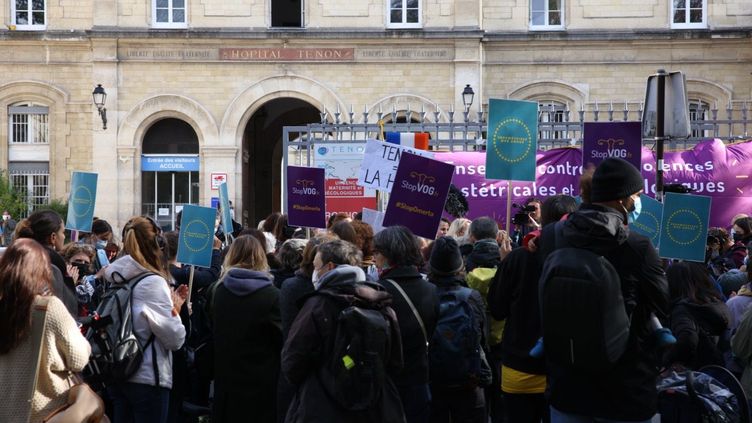 Affaire Daraï : des étudiants et personnels de Sorbonne Université appellent à la suspension provisoire du gynécologue de ses activités professionnelles