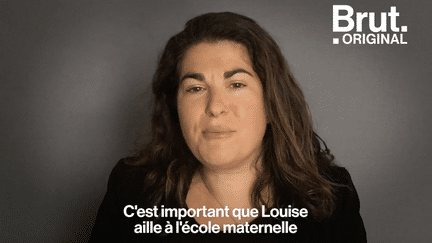 Louise a 3 ans et est atteinte de trisomie 21. Sa mère Caroline Boudet a raconté à Brut comme s’était passée sa première rentrée scolaire.