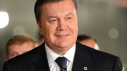 Le pr&eacute;sident ukrainien, Viktor Ianoukovitch, &agrave; Vilnius (Lituanie), le 28 novembre 2013. (JANEK SKARZYNSKI / AFP)