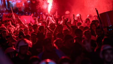 Des supporters marseillais, avant la demi-finale de la Ligue Europa, à Salzbourg (Autriche), le 3 mai 2018. (JFK / APA / AFP)