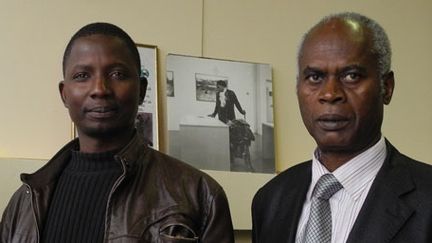 MM.Demba Doucoure et Douga Cisse, responsables d'associations maliennes, le 3 octobre 2012 à Montreuil. (FTV)