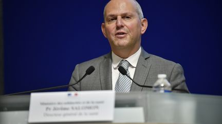 Le directeur général de la Santé, Jérôme Salomon, le 30 janvier 2020 à Paris.&nbsp; (JULIEN DE ROSA / EPA)