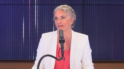 Delphine Batho, députée des Deux-Sèvres, présidente de Génération écologie et candidate à la primaire écologiste, était l'invitée du "8h30 franceinfo", mardi 10 août 2021 (FRANCEINFO / RADIOFRANCE)