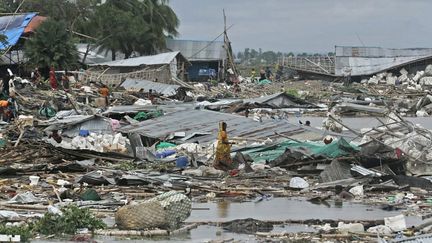 Des dégâts causés par le passage du cyclone&nbsp;Sitrang, dans le sud du Bangladesh, le 25 octobre 2022. (RABIN CHOWDHURY / AFP)