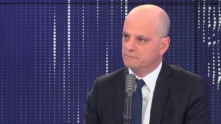 Jean-Michel Blanquer, le ministre de l'Éducation nationale, était l'invité de franceinfo dimanche 15 mars 2020. (FRANCEINFO / RADIO FRANCE)