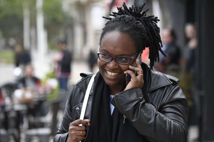 Sibeth Ndiaye, conseillère presse et communication d'Emmanuel Macron, le 6 mai 2017 au Touquet (Pas-de-Calais). (ERIC FEFERBERG / AFP)