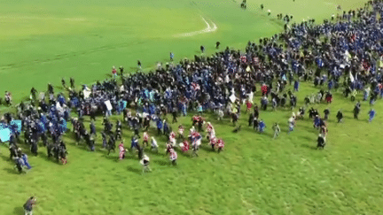 Procès des anti-bassines à Niort : 2 000 personnes réunies à Niort pour soutenir les 9 prévenus