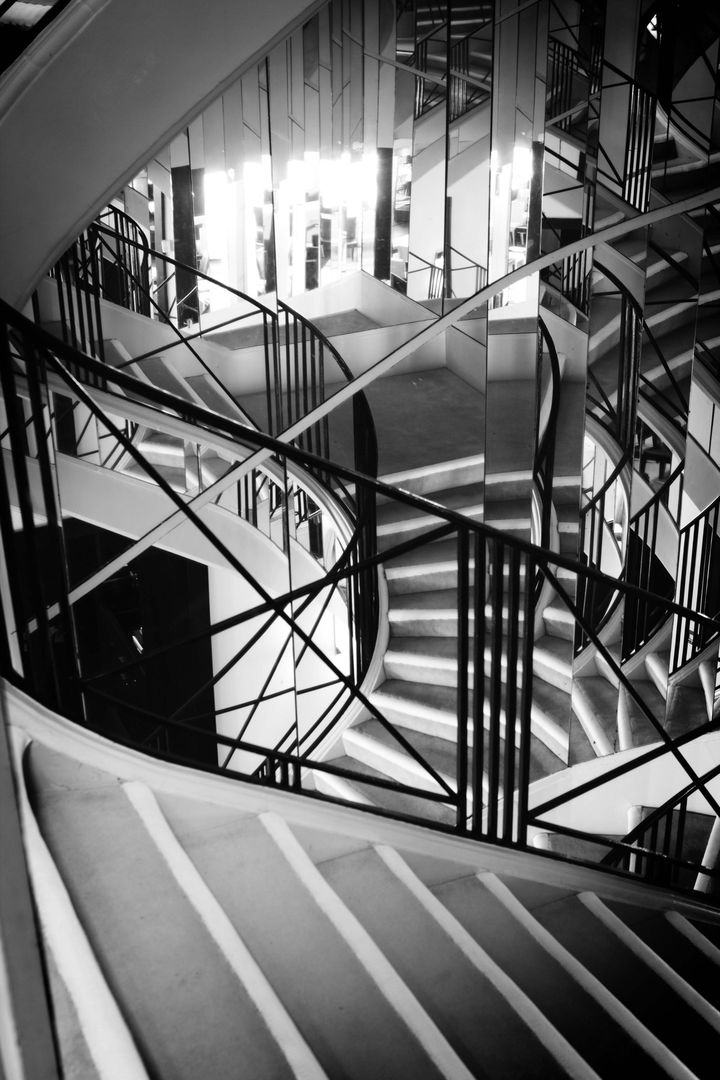 Exposition "Second floor" : le célèbre escalier dans la boutique de Gabrielle Chanel, rue Cambon à Paris
 (Sam Taylor-Johnson/Chanel)