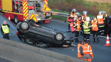  (L'une des voitures accidentées après cette course-poursuite © maxPPP)