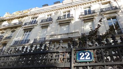 Le 22, avenue Foch, à Paris, où Jeffrey Epstein possédait un appartement. (THEO HETSCH / RADIO FRANCE)