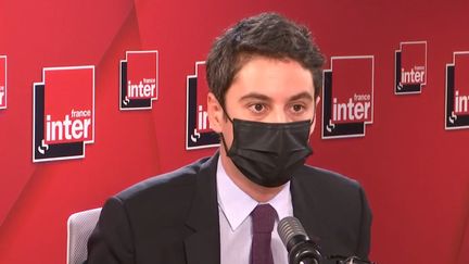 Gabriel Attal, secrétaire d'État auprès du Premier ministre, porte-parole du gouvernement, invité de France Inter. (FRANCEINTER / RADIOFRANCE)