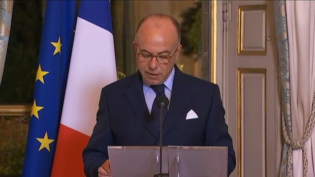 Cazeneuve  : les tâches indues qui vont disparaître pour policiers