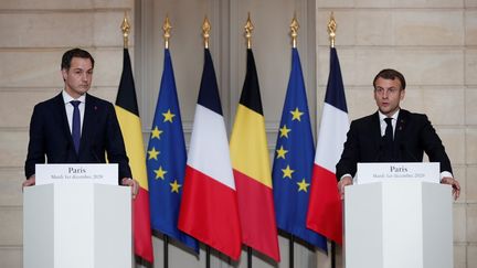 Le Premier ministre belge, Alexander De Croo, est reçu par le président français, Emmanuel Macron, le 1er décembre 2020, à l'Elysée. (BENOIT TESSIER / AFP)