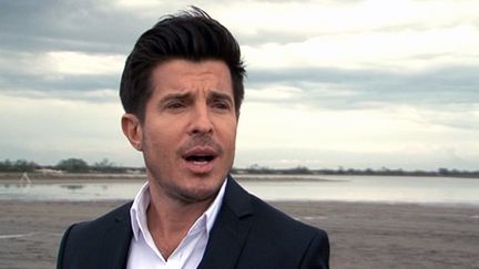 Vincent Niclo sur le tournage de son clip
 (France 3/Culturebox)