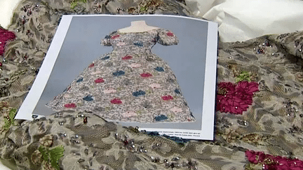 L'exposition Balenciaga à la Cité de la dentelle et de la mode de Calais rend hommage au grand couturier espagnol
 (France 3 / Culturebox)