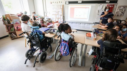 L'Unapei publie son étude sur le quotidien des parents d'enfants handicapés le 2 octobre 2023. (LUC NOBOUT / MAXPPP)