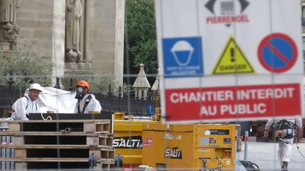 Deux enfants ont dépassé le seuil de "déclaration obligatoire de saturnisme"n sur les 164 enfants dépistés après une exposition probable au plomb, selon l'Agence régionale de santé. (BENOIT HASSE / MAXPPP)