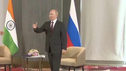 Russie : Vladimir Poutine de plus en plus isolé ?