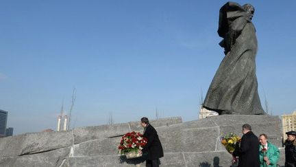 Monument dédié à Taras Shevchenko (1814-1861) dévoilé après rénovation à Moscou, le 3 juillet 2014. (Mikhail Voskresenskiy / RIA NOVOSTI)