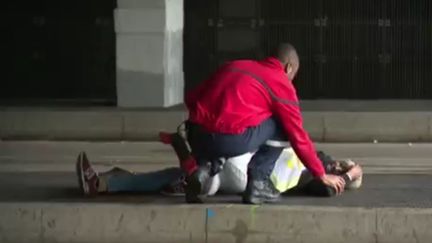 Mardi 31 mai 2016, une simulation d'attaque terroriste a été organisée au Stade de France, à Saint-Denis, lieu accueillant l'Euro de football.