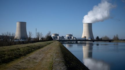 La centrale nucléaire de Golfech (Tarn-et-Garonne), le 9 février 2023 (MATTHIEU RONDEL / AFP)