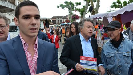 Etienne Bousquet-Cassagne et Gilbert Collard, le 20 juin 2013 &agrave; Monsempron-Libos (Lot-et-Garonne). (THOMAS BAIETTO / FRANCETV INFO)