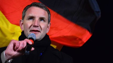 Björn Höcke, chef de file de l'AfD en Thuringe, à Erfurt (Allemagne), le 16 mars 2016. (MARTIN SCHUTT / DPA / AFP)