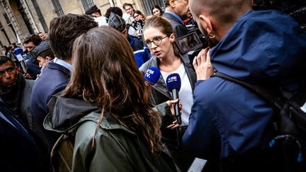 La députée Renaissance Aurore Bergé dans la cour de l'Hôtel de Matignon, le 6 septembre 2024, à Paris. (AMAURY CORNU / HANS LUCAS / AFP)