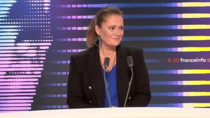 Olivia Grégoire, ministre déléguée chargée des Petites et moyennes entreprises, du Commerce, de l'Artisanat et du Tourisme, était mercredi 21 décembre l'invitée du 8h30 franceinfo. (FRANCEINFO / RADIOFRANCE)