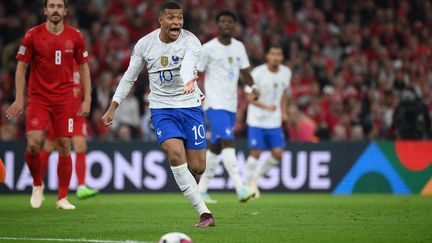 L'attaquant de l'équipe de France, Kylian Mbappé, lors du match de Ligue des nations au Danemark, le 25 septembre 2022. (FRANCK FIFE / AFP)