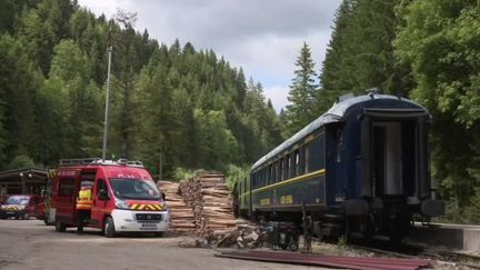 Haut-Doubs : un train touristique déraille