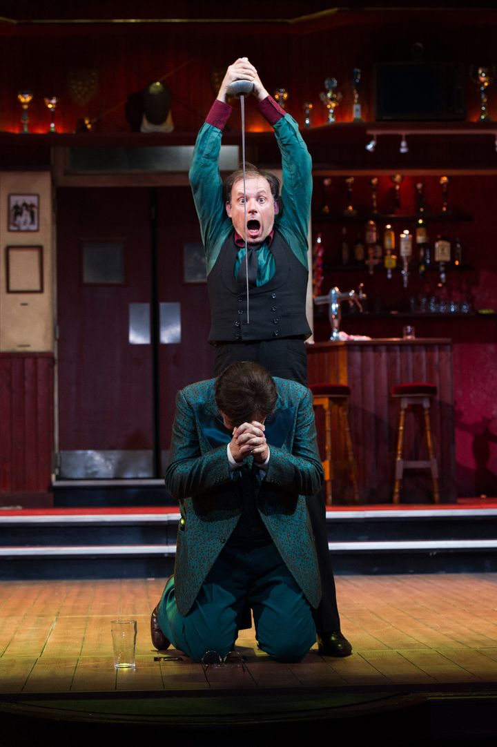 Denis Podalydès (Hamlet) et Hervé Pierre (Claudius)
 (Cosimo Mirco Magliocca)